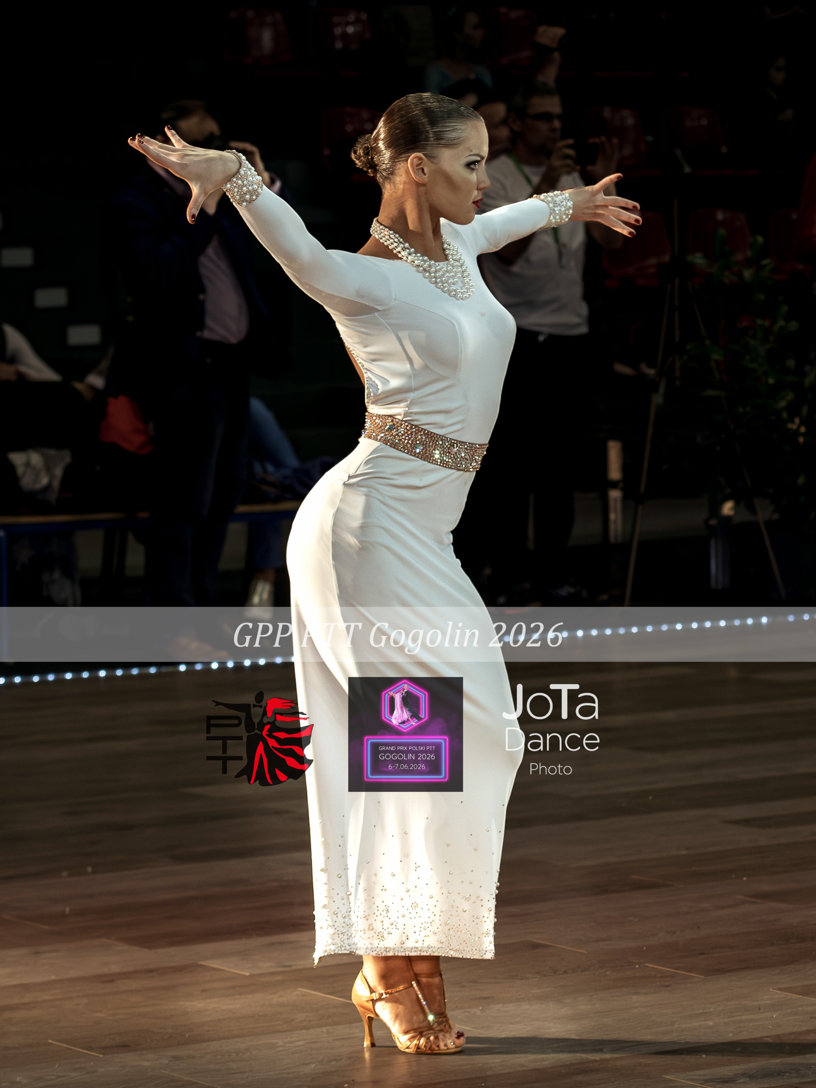 Zdjęcie 36 z turnieju tanecznego Grand Prix Polski PTT Suchy Las 2016 — ballroom, latin